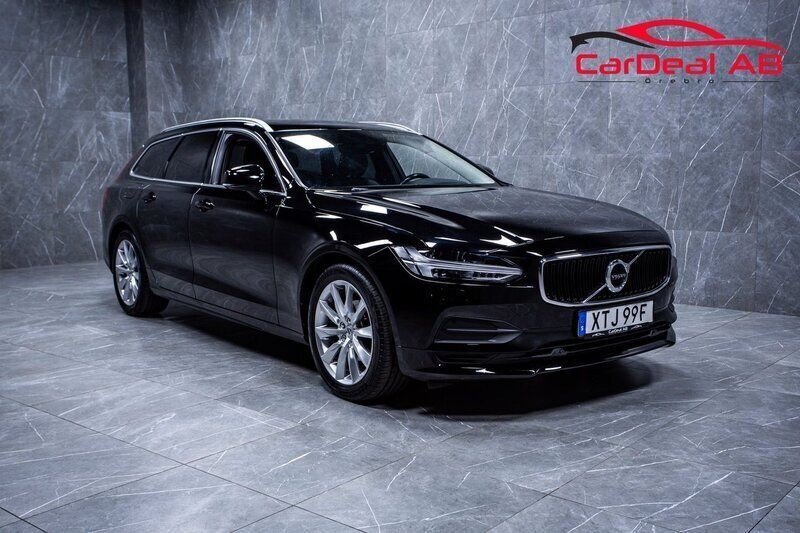 Svart Begagnad 2020 Volvo V90 Momentum Kombi | 268 800 kr (Bra pris) - Bild 1/4