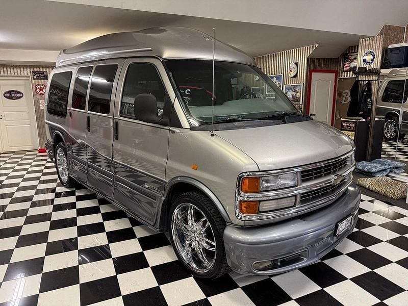 Begagnad 2000 Chevrolet Express Van | 159 000 kr - Bild 1/4