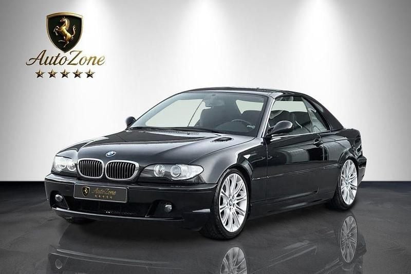 Svart Begagnad 2003 BMW 325 Cab | 79 900 kr (Marknadspris) - Bild 1/4