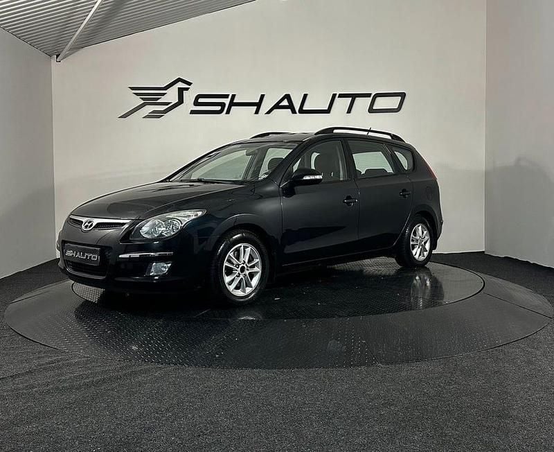 Svart Begagnad 2010 Hyundai i30 Kombi | 54 900 kr (Marknadspris) - Bild 1/4