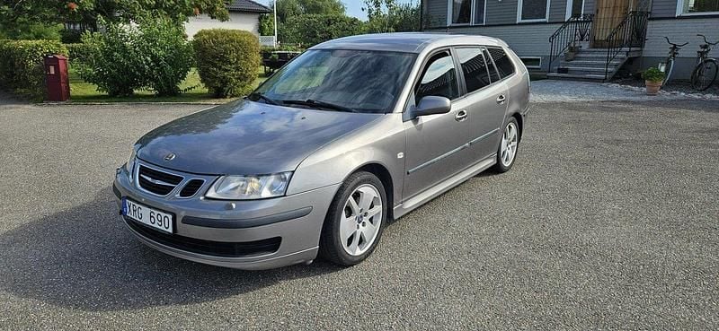 Grå Begagnad 2007 Saab 9-3 Linear Kombi | 18 500 kr (Bra pris) - Bild 1/4