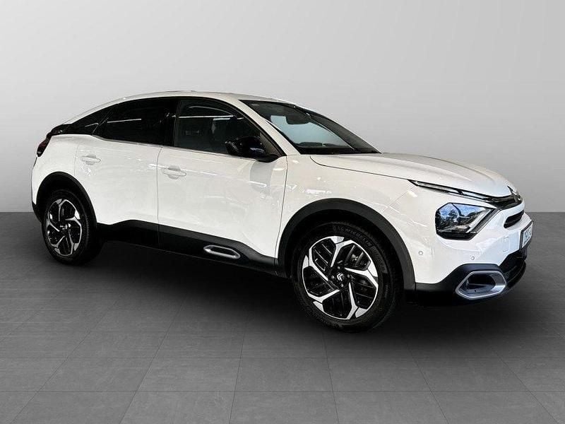 Vit Begagnad 2024 Citroën C4 Shine Halvkombi | 224 900 kr (Marknadspris) - Bild 1/4