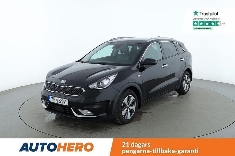 Svart Begagnad 2016 Kia Niro Advance SUV | 162 000 kr (Marknadspris) - Bild 1/4