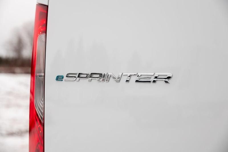 Ny Mercedes 420 2025 Vit Pickup