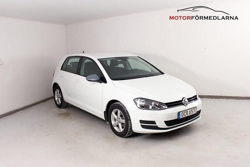 Begagnad VW Golf VII 110 HK (80 kW) 2017 Vit