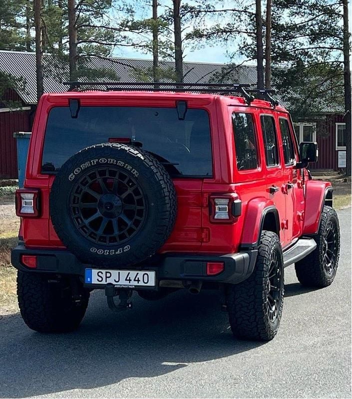 Begagnad Jeep Wrangler Unlimited 272 HK (200 kW) 2018 Röd SUV