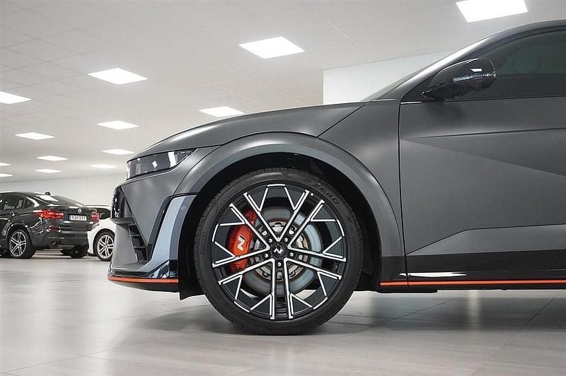 Begagnad Hyundai Ioniq 5 2024 Grå SUV