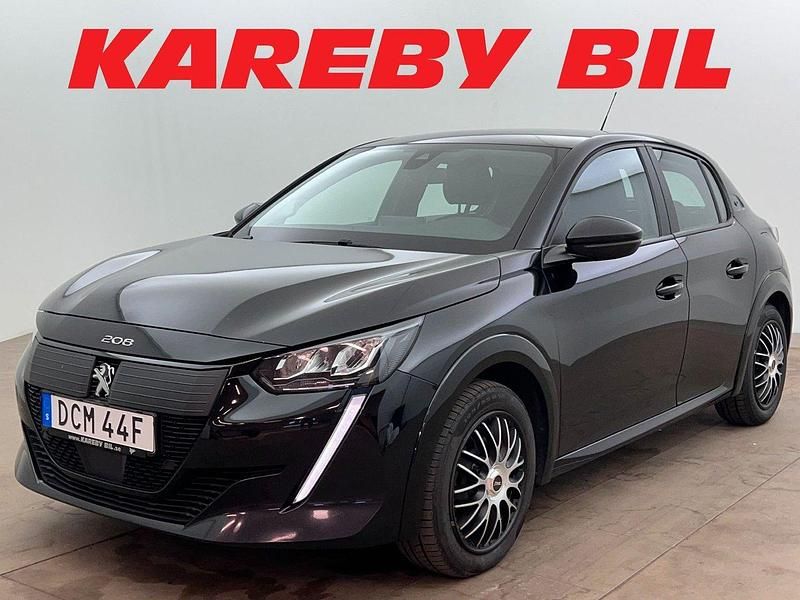 Svart Begagnad 2020 Peugeot e-208 Halvkombi | 134 800 kr (Marknadspris) - Bild 1/3