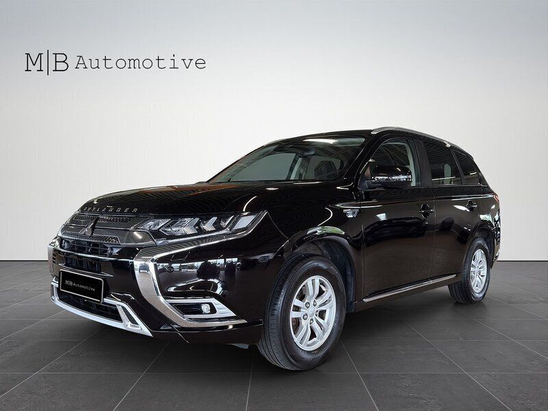 Svart Begagnad 2019 Mitsubishi Outlander P-HEV Edition SUV | 199 900 kr (Marknadspris) - Bild 1/4