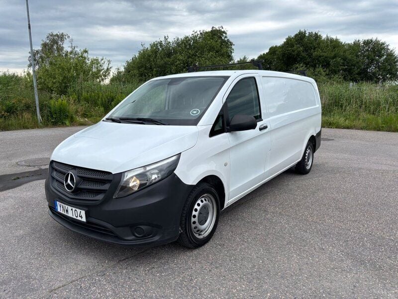 Vit Begagnad 2017 Mercedes Vito Minibuss | 154 000 kr (Superpris) - Bild 1/4