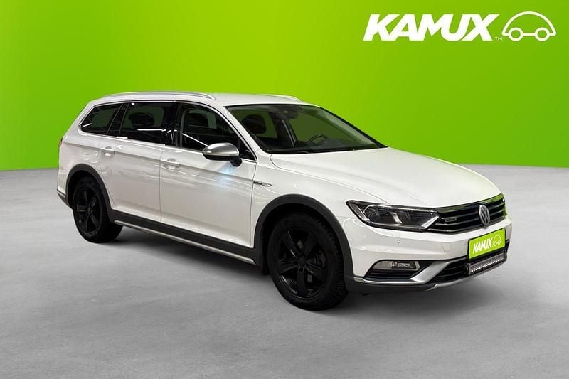 Begagnad VW Passat Alltrack 190 HK (139 kW) 2015 Vit Kombi