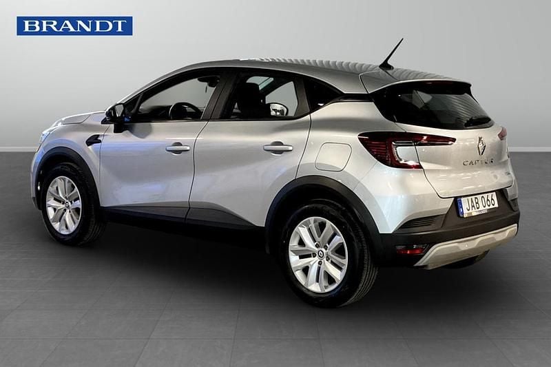 Begagnad Renault Captur Zen 162 HK (119 kW) 2023 Grå SUV