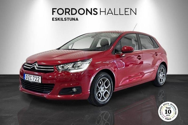 Röd Begagnad 2015 Citroën C4 Halvkombi | 69 900 kr (Marknadspris) - Bild 1/4