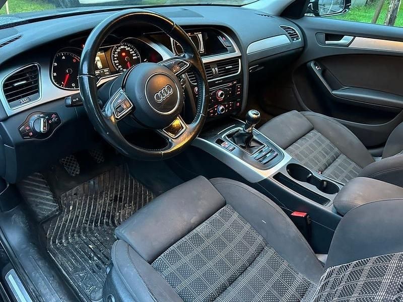 Begagnad Audi A4 136 HK (100 kW) 2013 Kombi