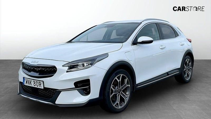 Vit Begagnad 2022 Kia XCeed Advance SUV | 234 900 kr - Bild 1/4