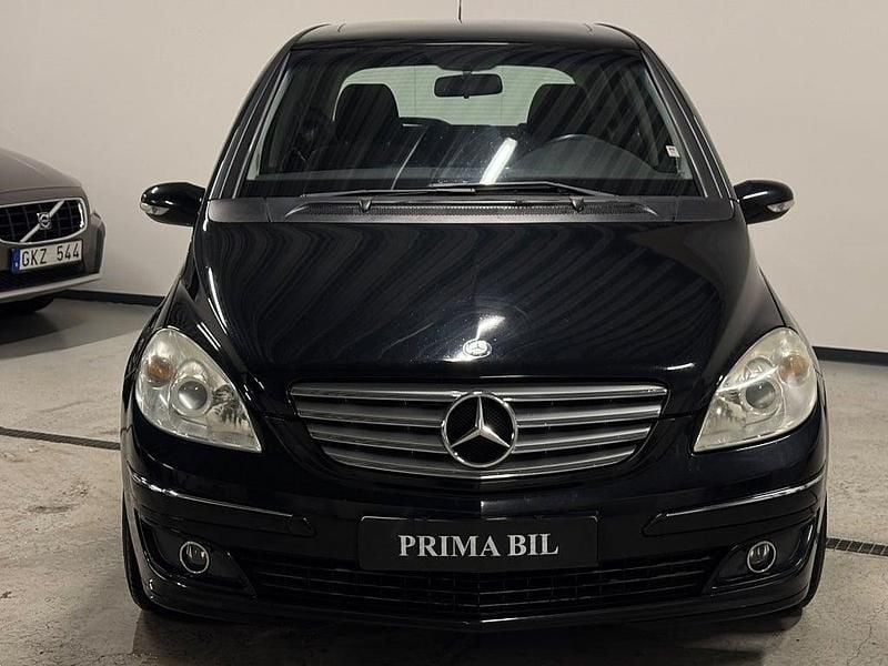 Begagnad Mercedes B170 116 HK (85 kW) 2005 Svart Minibuss