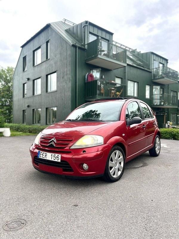 Röd Begagnad 2007 Citroën C3 Halvkombi | 19 900 kr (Marknadspris) - Bild 1/4