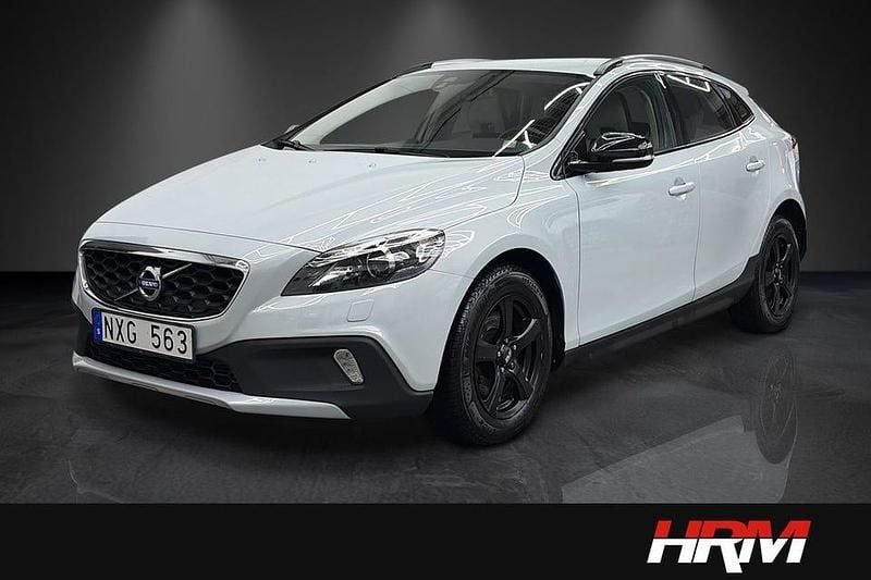 Lblå Begagnad 2014 Volvo V40 CC Momentum Kombi | 149 900 kr (Marknadspris) - Bild 1/4