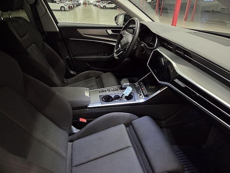 Begagnad Audi A6 204 HK (150 kW) 2022 Svart Kombi