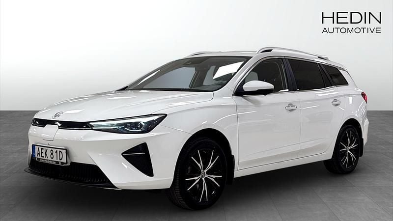 Vit Begagnad 2022 MG MG5 EV Kombi | 209 900 kr (Marknadspris) - Bild 1/4