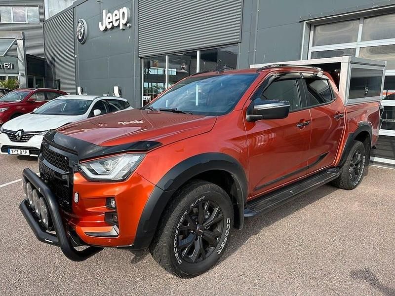 Orange Begagnad 2024 Isuzu D-Max Pickup | 611 125 kr (Superpris) - Bild 1/4