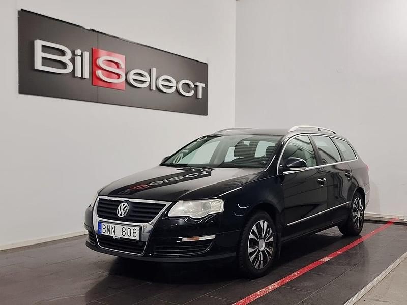 Svart Begagnad 2009 VW Passat Sportline Kombi | 29 900 kr (Bra pris) - Bild 1/4