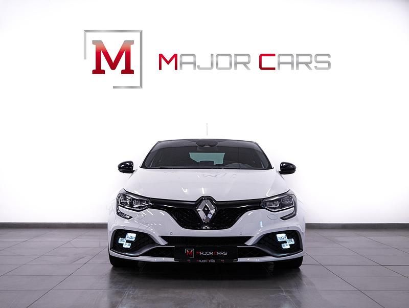 Begagnad Renault Mégane IV Bose Edition 301 HK (221 kW) 2020 Vit Halvkombi