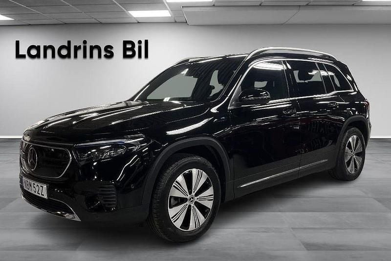 Svart Begagnad 2022 Mercedes EQB300 Progressive SUV | 349 900 kr (Marknadspris) - Bild 1/4