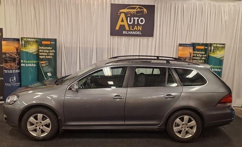 Begagnad VW Golf VI 122 HK (89 kW) 2010 Grå Halvkombi