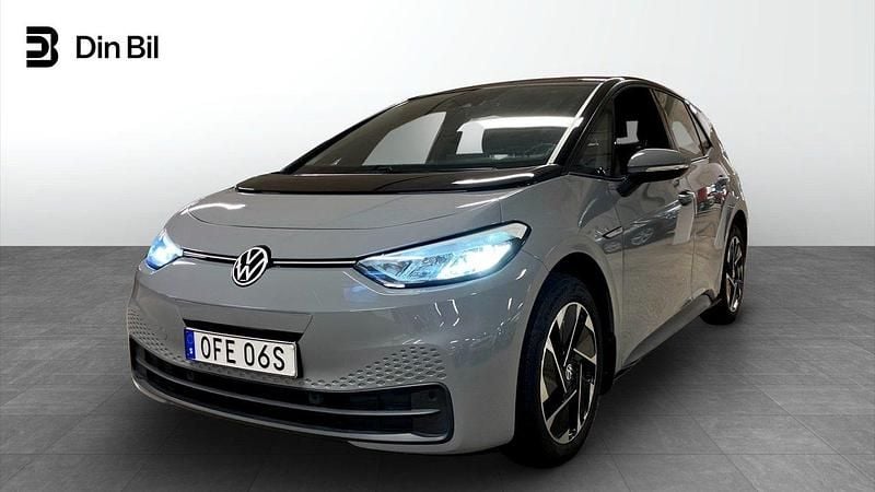 Grå Begagnad 2022 VW ID.3 Pro Halvkombi | 284 800 kr (Marknadspris) - Bild 1/4