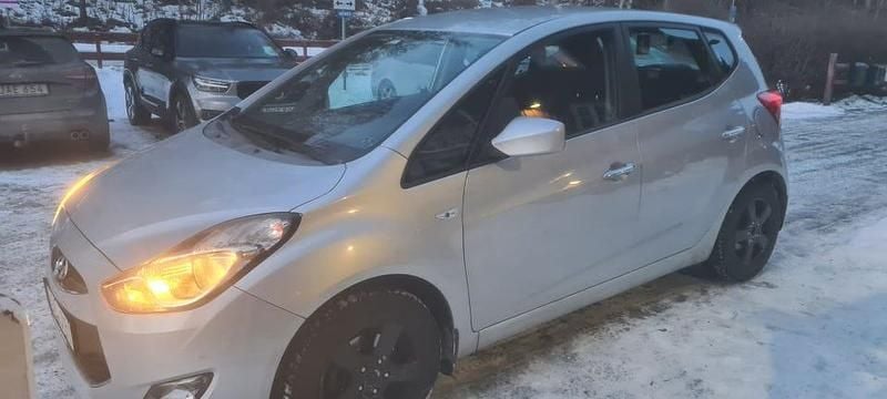 Begagnad 2011 Hyundai ix20 Halvkombi | 49 000 kr (Lite dyr) - Bild 1/4