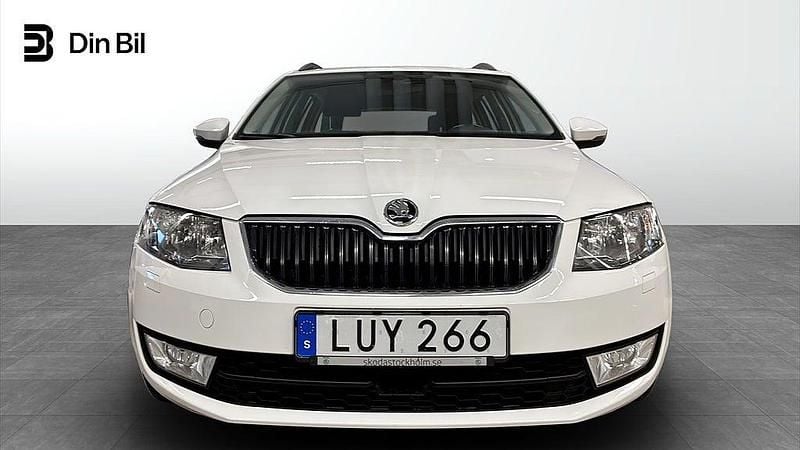 Begagnad Skoda Octavia 116 HK (85 kW) 2017 Vit Kombi