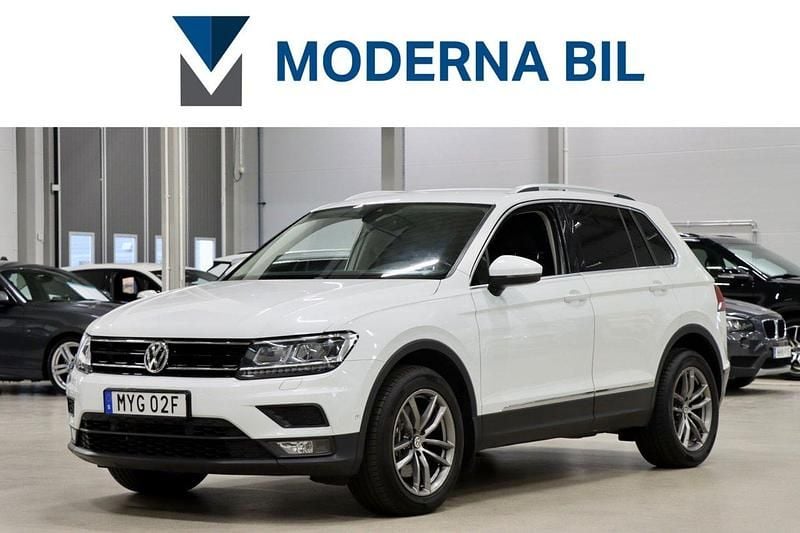 Vit Begagnad 2020 VW Tiguan SUV | 258 900 kr (Superpris) - Bild 1/4