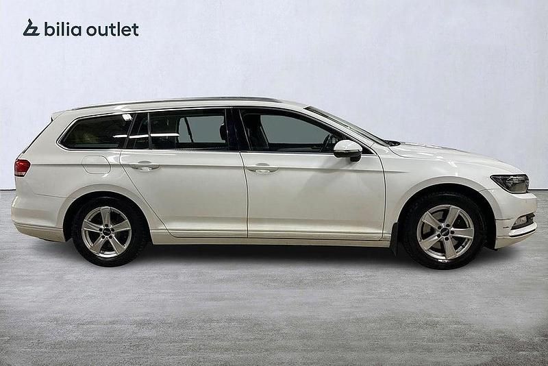 Begagnad VW Passat 150 HK (110 kW) 2016 Vit Kombi