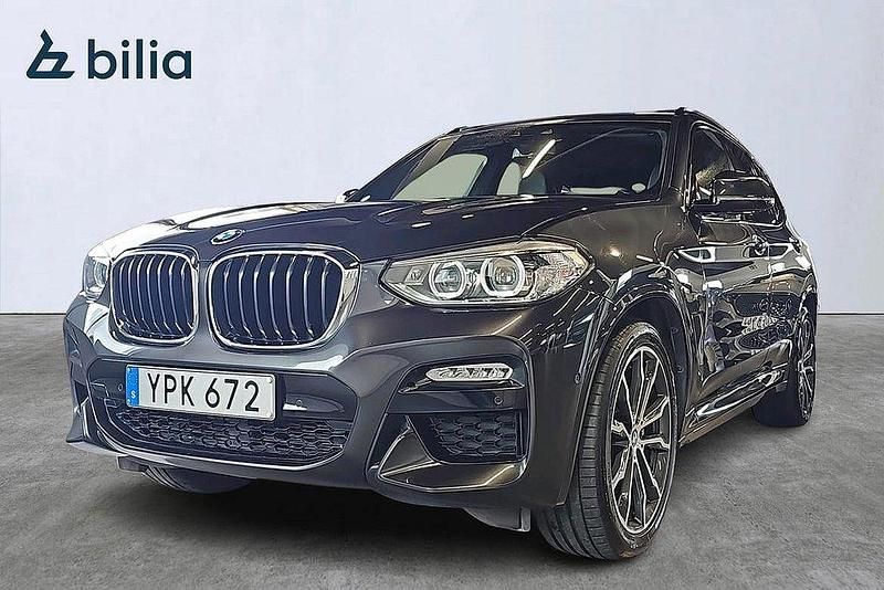 Grå Begagnad 2018 BMW X3 M Sport SUV | 399 900 kr (Bra pris) - Bild 1/4