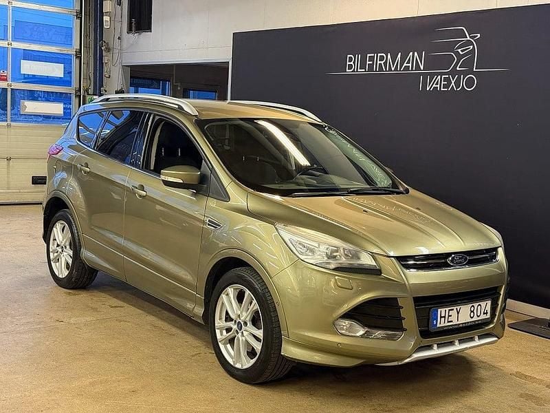 Grön Begagnad 2013 Ford Kuga Titanium X SUV | 99 900 kr (Lite dyr) - Bild 1/4