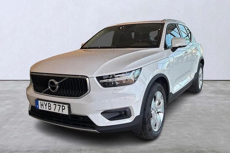 Vit Begagnad 2019 Volvo XC40 Momentum SUV | 285 000 kr (Marknadspris) - Bild 1/4