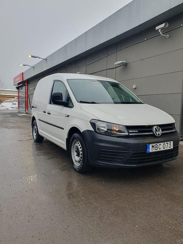 Begagnad VW Caddy 110 HK (80 kW) 2016 Minibuss