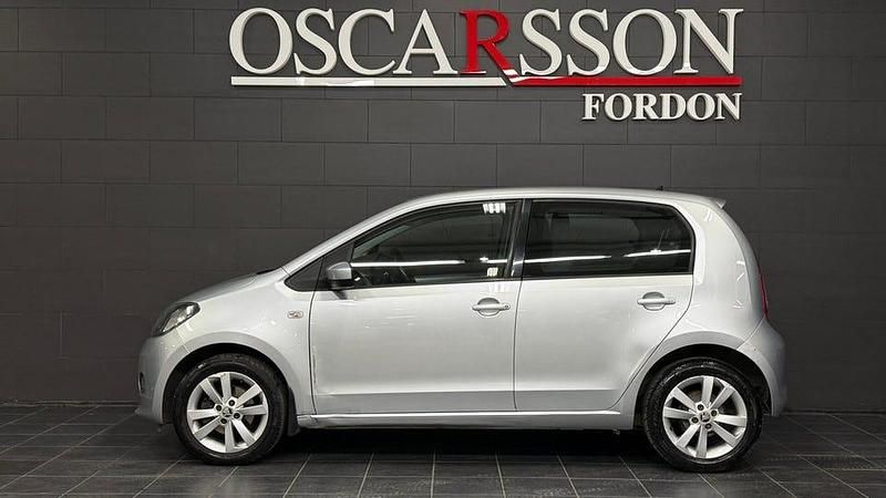 Begagnad Skoda Citigo 61 HK (44 kW) 2014 Silver Halvkombi