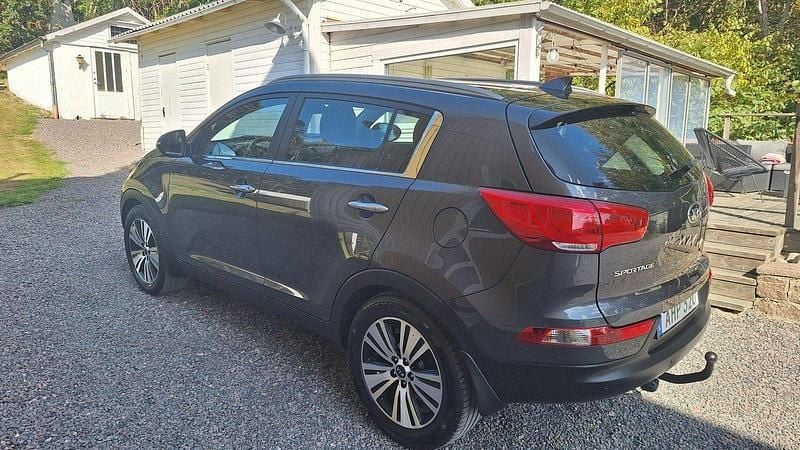 Grå Begagnad 2014 Kia Sportage SUV | 99 500 kr (Bra pris) - Bild 1/4