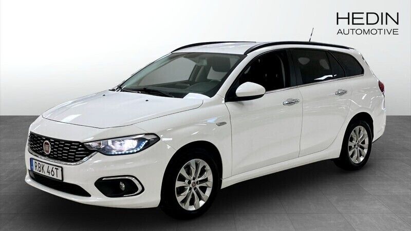 Vit (white) Begagnad 2020 Fiat Tipo Lounge Kombi | 149 900 kr (Marknadspris) - Bild 1/4