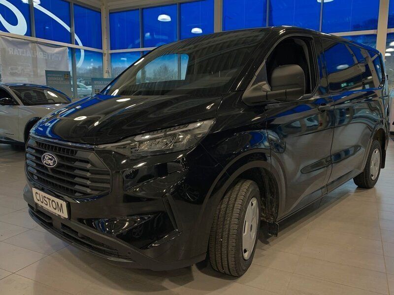Svart Begagnad 2023 Ford Transit Trend Van | 424 875 kr - Bild 1/4