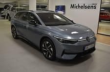 Blå Begagnad 2025 VW ID.7 Pro Kombi | 559 900 kr (Marknadspris) - Bild 1/4