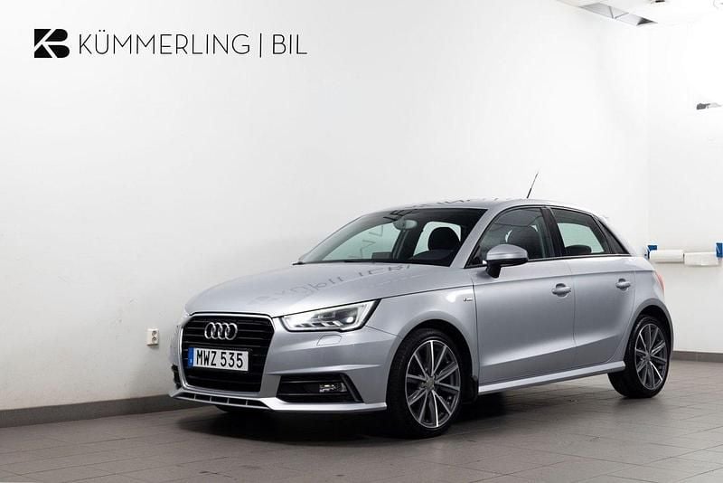 Silver Begagnad 2018 Audi A1 Sportback Admired Halvkombi | 144 900 kr (Marknadspris) - Bild 1/4