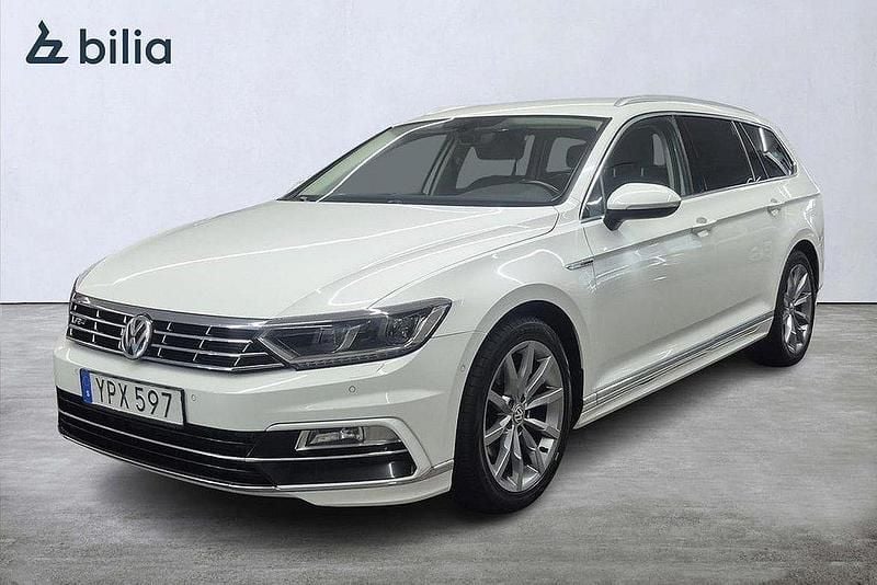 Vit Begagnad 2017 VW Passat GT Kombi | 195 000 kr (Marknadspris) - Bild 1/3