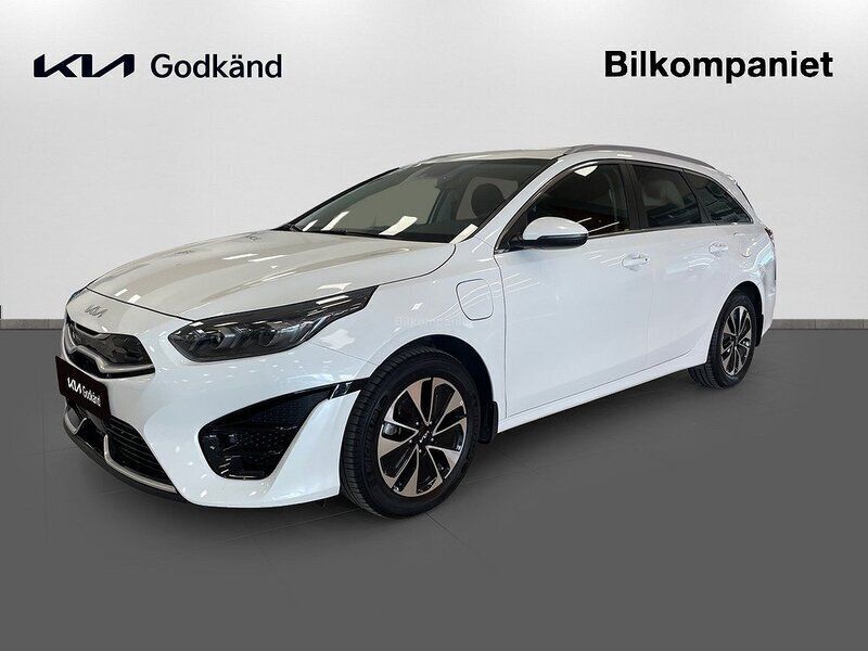 Vit Begagnad 2023 Kia Ceed Sportswagon Kombi | 269 900 kr (Lite dyr) - Bild 1/4
