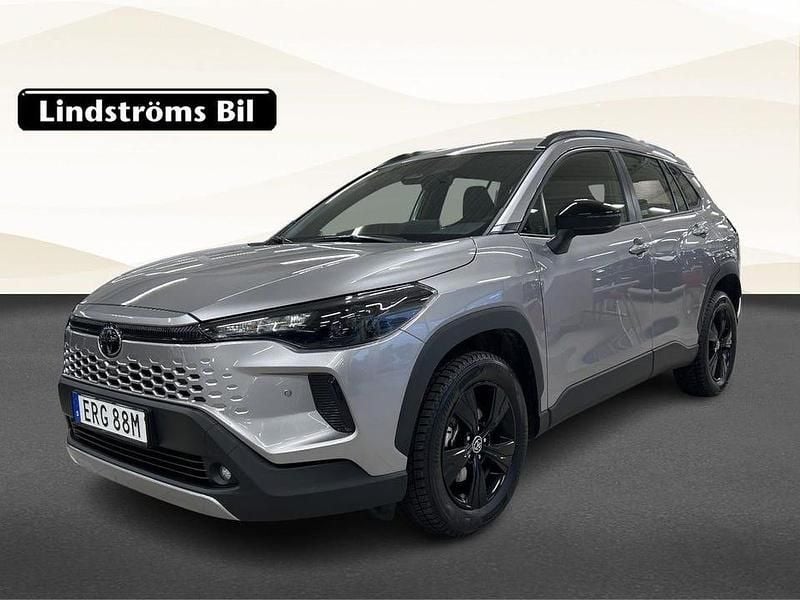 Begagnad Toyota Corolla Cross Active 141 HK (103 kW) 2025 Grå SUV