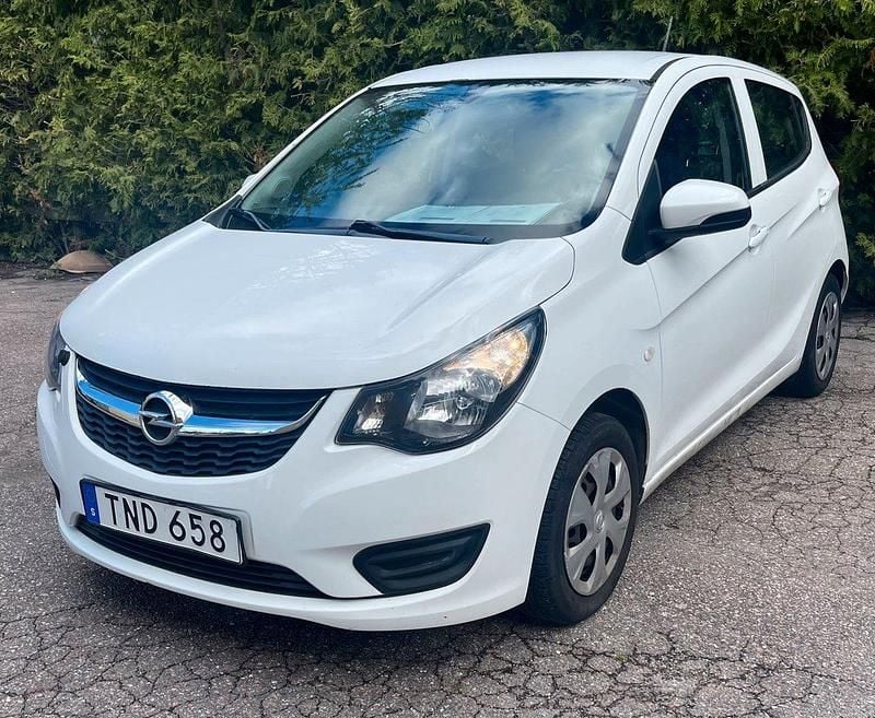 Vit Begagnad 2016 Opel Karl Halvkombi | 74 900 kr (Lite dyr) - Bild 1/4
