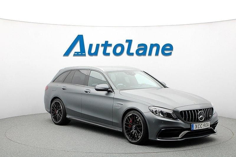 Grå Begagnad 2019 Mercedes C63S AMG AMG Kombi | 699 900 kr (Dyr) - Bild 1/3