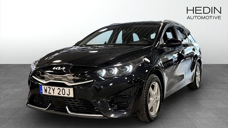 Begagnad Kia Ceed Sportswagon 105 HK (77 kW) 2023 Svart Kombi